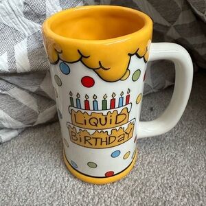 HAPPY BIRTHDAY LIQUID BIRTHDAY MUG PRESENT AND PARTY IN ONE FUN BEER WINE TEA !